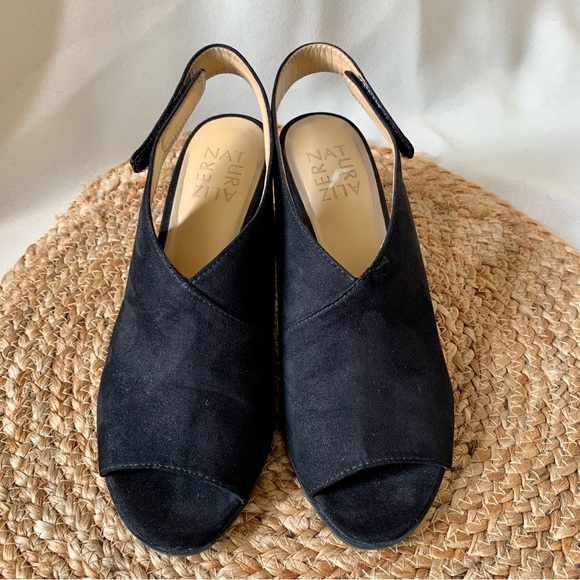 Naturalizer Preston Women's Size 7 Suede Peep Toe Slingback Chunky Block Heel. - Picture 2 of 8